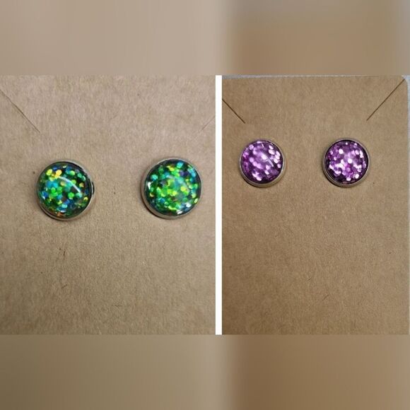 𝅺2 Pair Druzy Quartz Sparkly Glitter Earrings Green & Purple in Silver Setting - Picture 1 of 8